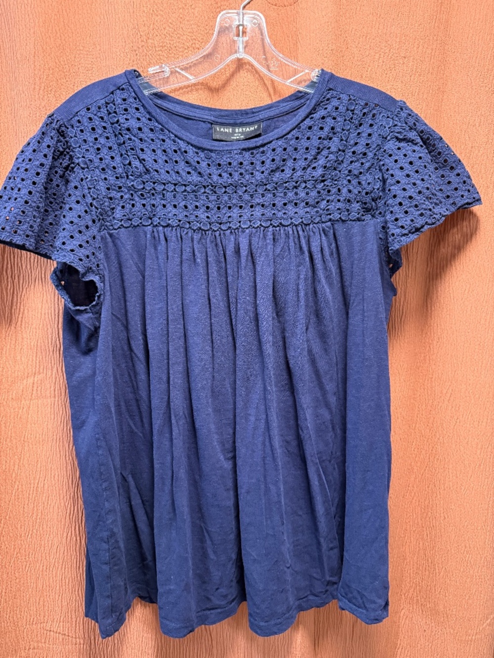 Lane Bryant Women's Plus size navy blue and eyelet swing tee - size 14/16 (1x)